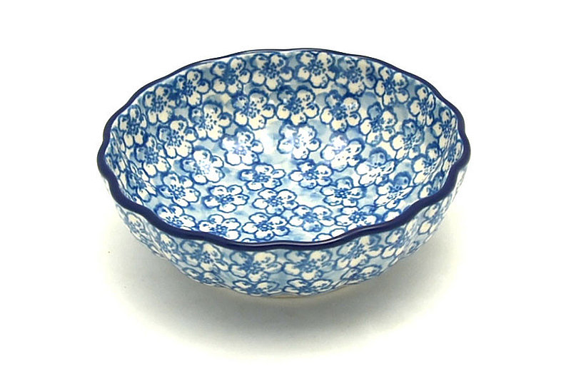 Polish Pottery Bowl - Shallow Scalloped - Small - Daisy Flurry
