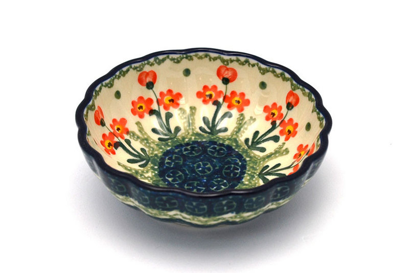 Ceramika Artystyczna Polish Pottery Bowl - Shallow Scalloped - Small - Peach Spring Daisy 023-560a (Ceramika Artystyczna)