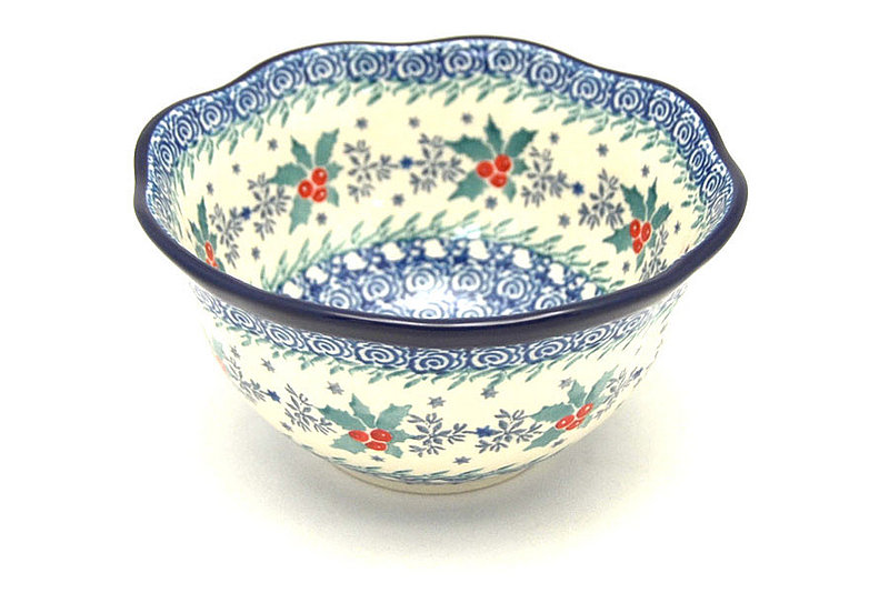 Ceramika Artystyczna Polish Pottery Bowl - Wavy Edge - Winter Holly A54-2973a (Ceramika Artystyczna)