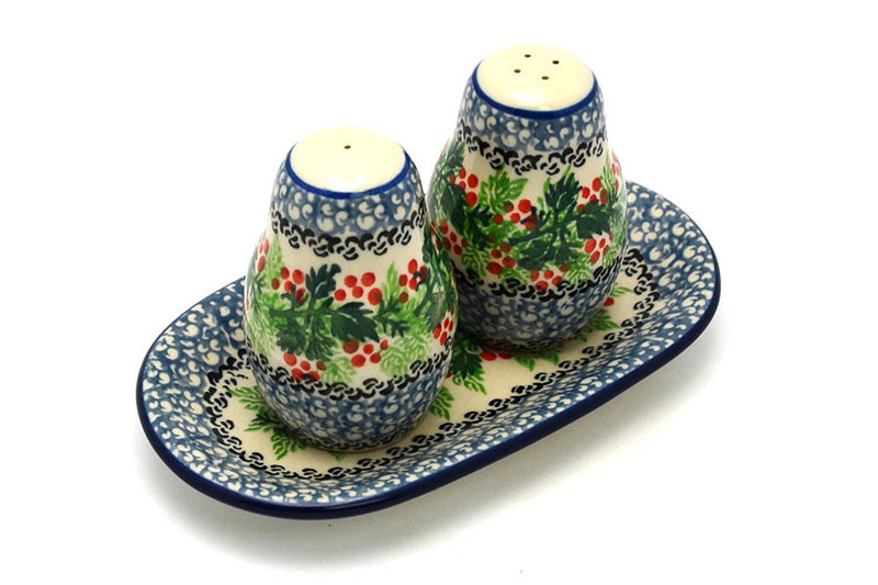 Ceramika Artystyczna Polish Pottery Salt & Pepper Set - Holly Berry 131-1734a (Ceramika Artystyczna)