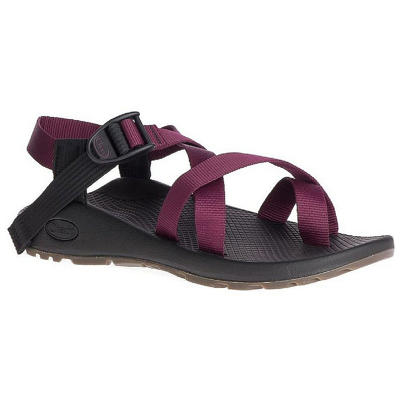tan chaco sandals