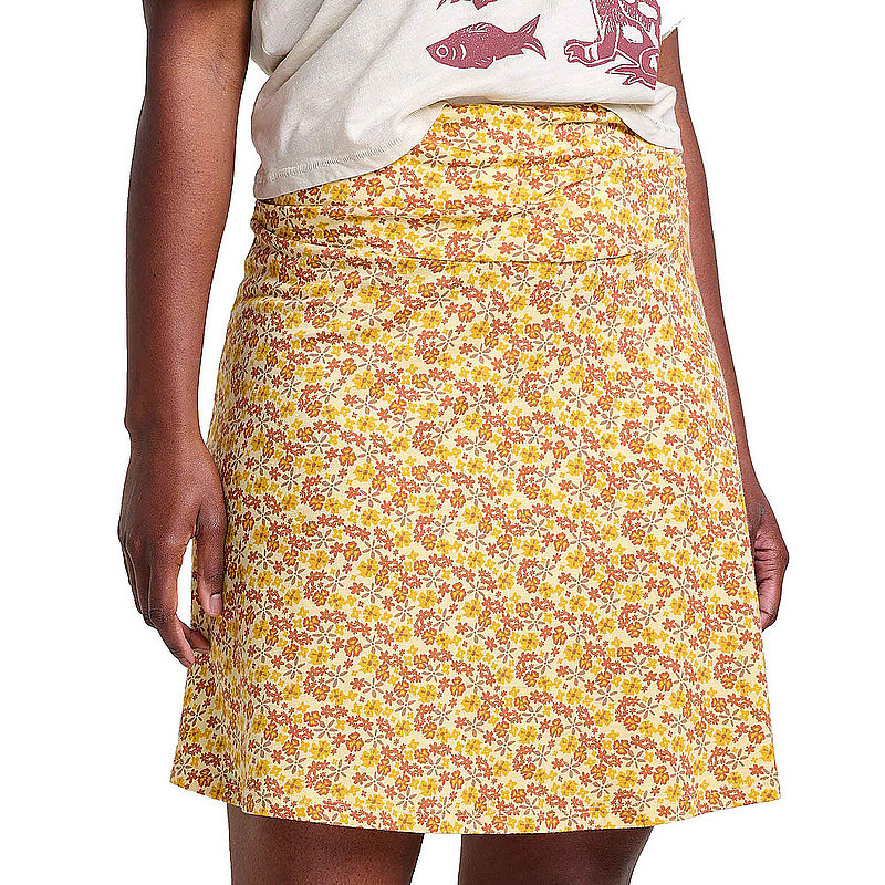 Gold Ditsy Print