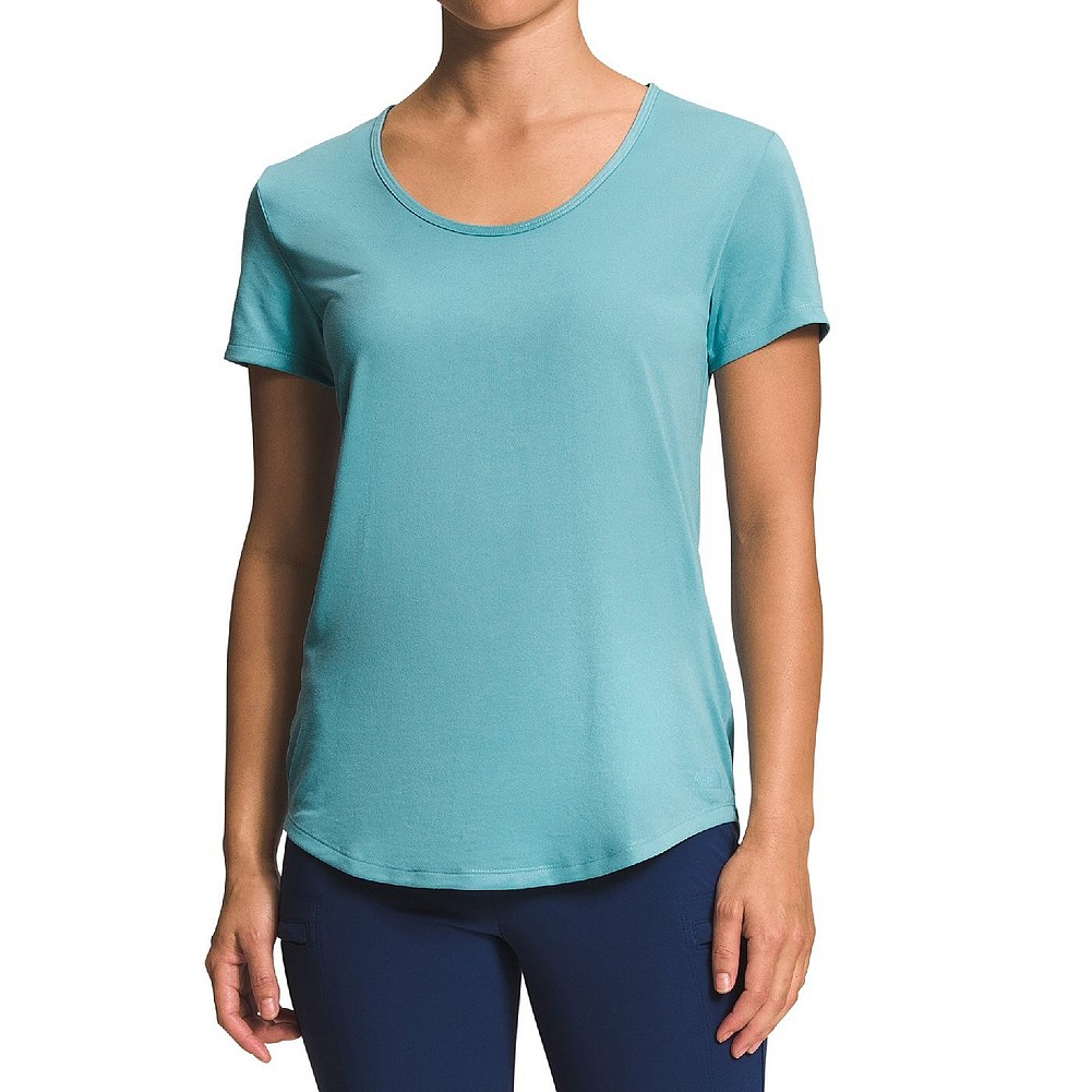 The North Face Elevation Short-Sleeve Womens — Mountain Sports